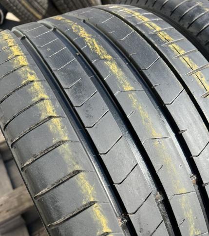 Pirelli P Zero PZ4 295/30 R20