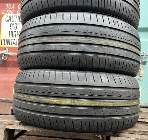 Yokohama BluEarth AE50 235/50 R17