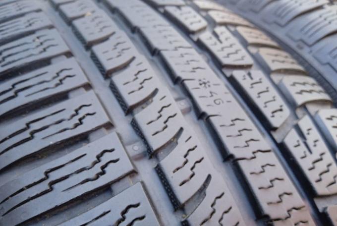 Nokian Tyres WR A3 235/60 R16