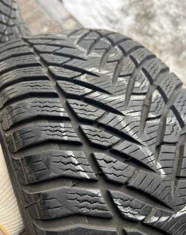 Goodyear Eagle Ultra Grip GW-3 235/60 R16