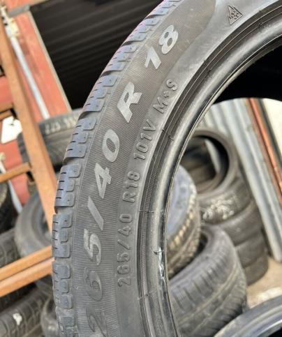 Pirelli Winter Sottozero 240 Serie II 265/40 R18