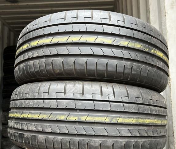 Pirelli P Zero PZ4 205/40 R18