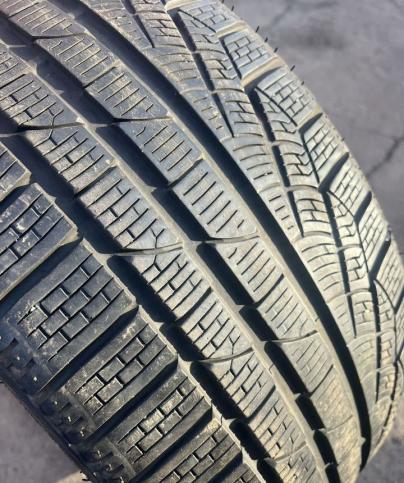 Pirelli Winter Sottozero 240 Serie II 235/35 R19