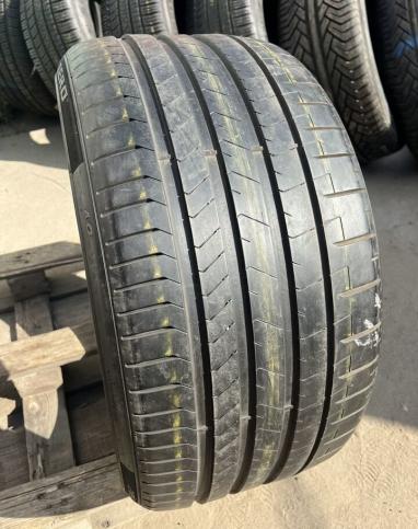 Pirelli P Zero PZ4 285/30 R22