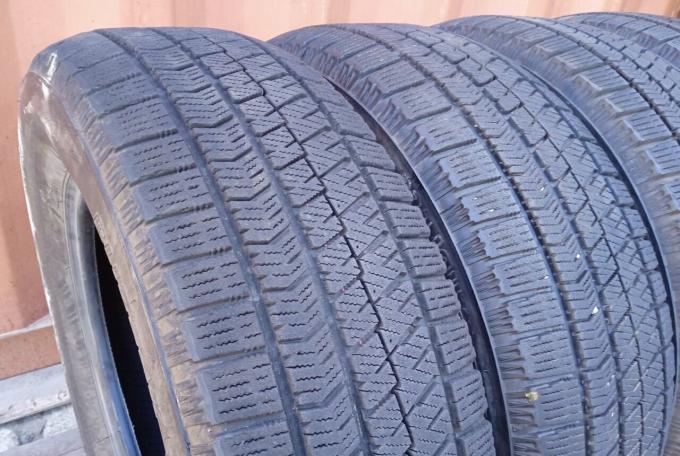 Bridgestone Blizzak VRX2 195/65 R15