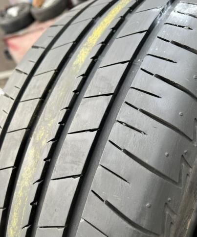 Bridgestone Turanza T005A 225/55 R17