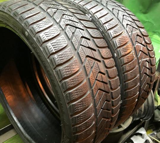 Pirelli Winter Sottozero 3 235/35 R19