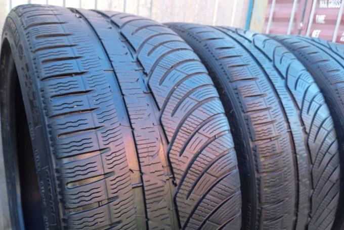 Michelin Pilot Alpin 4 255/35 R19