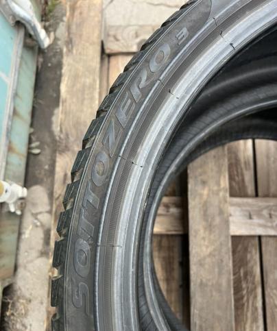 Pirelli Winter Sottozero 3 235/35 R20