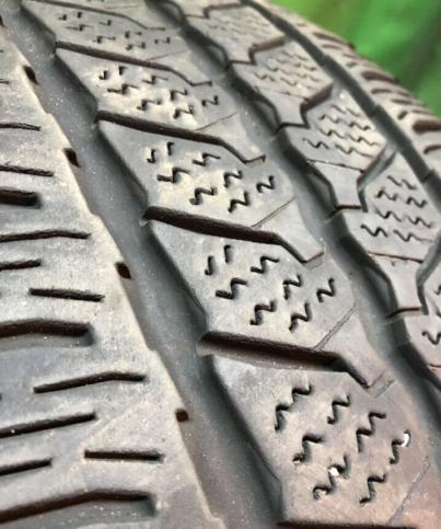 Continental VanContact Winter 235/65 R16C