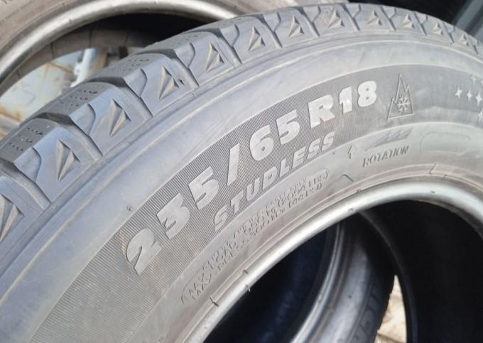 Michelin Latitude X-Ice 2 235/65 R18