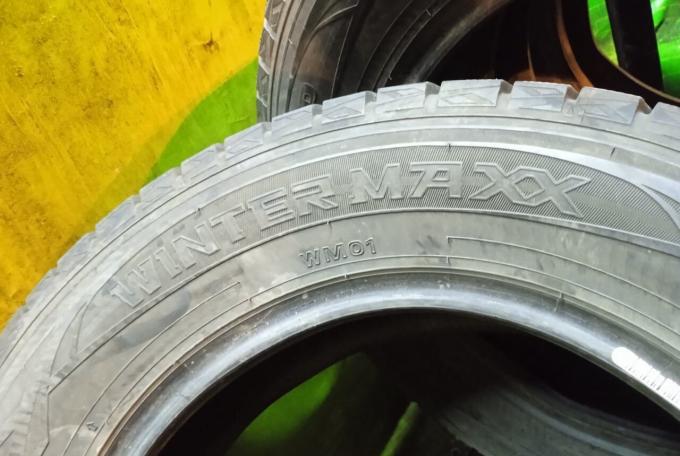 Dunlop Winter Maxx WM01 185/65 R15