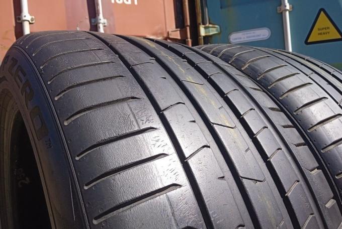 Pirelli P Zero PZ4 275/40 R20