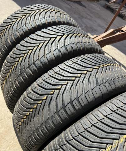 Michelin CrossClimate 2 215/55 R17