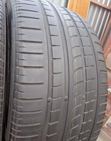 Pirelli P Zero Rosso 295/35 R21