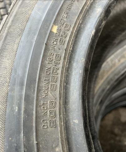 Goodyear Ice Navi Zea 205/65 R16