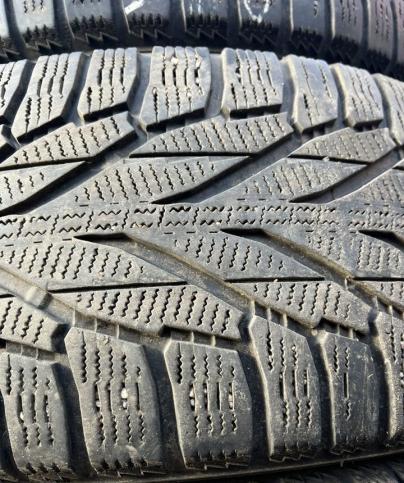 Nokian Tyres Hakkapeliitta R2 235/65 R18