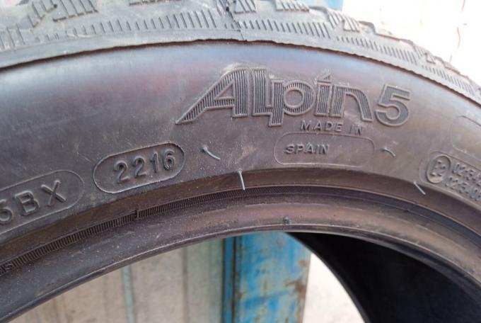 Michelin Alpin 5 205/50 R17