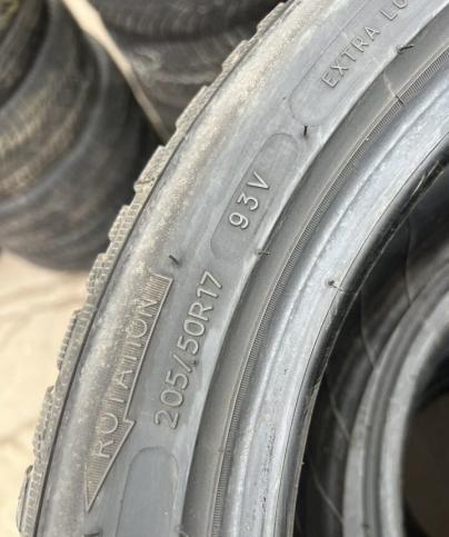 Michelin Alpin 5 205/50 R17