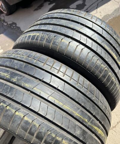 Pirelli P Zero PZ4 285/40 R19