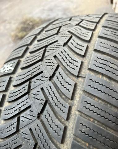 Goodyear UltraGrip Performance 245/45 R17