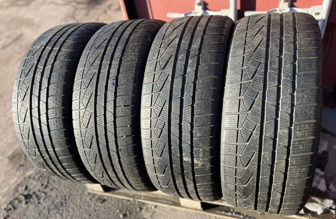 Pirelli Winter Sottozero 270 Serie II 265/45 R20