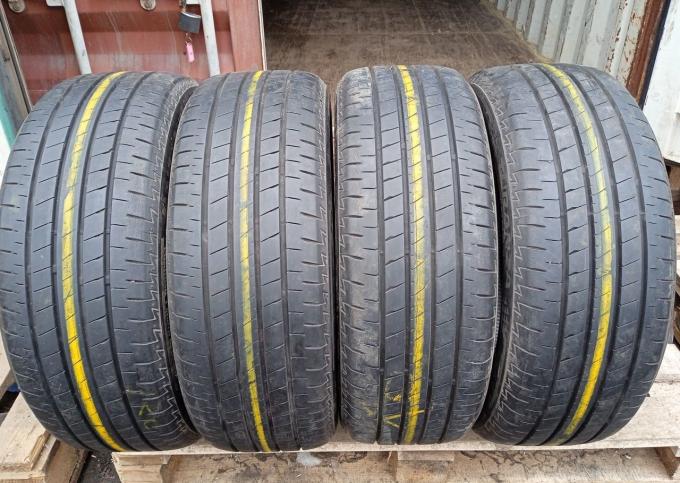 Bridgestone Turanza T005A 215/55 R17