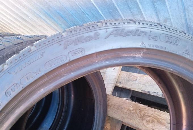 Michelin Pilot Alpin 4 255/35 R19