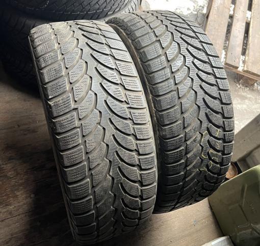 Bridgestone Blizzak LM-32 235/60 R17