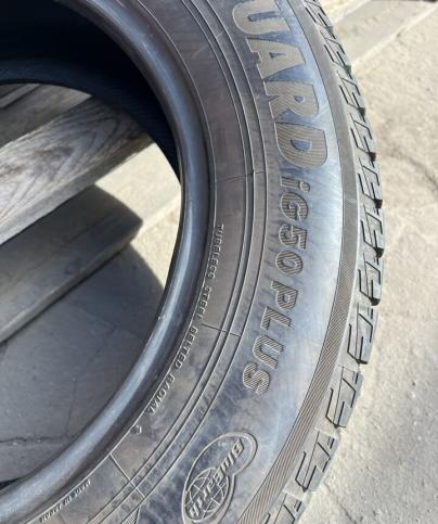 Yokohama Ice Guard IG50+ 215/65 R16
