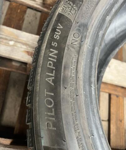 Michelin Pilot Alpin 5 SUV 275/45 R20