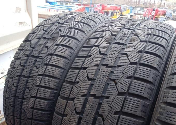 Toyo Observe Garit GIZ 205/55 R16