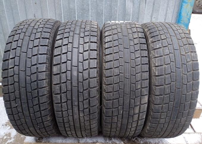 Yokohama Ice Guard IG20 215/60 R16