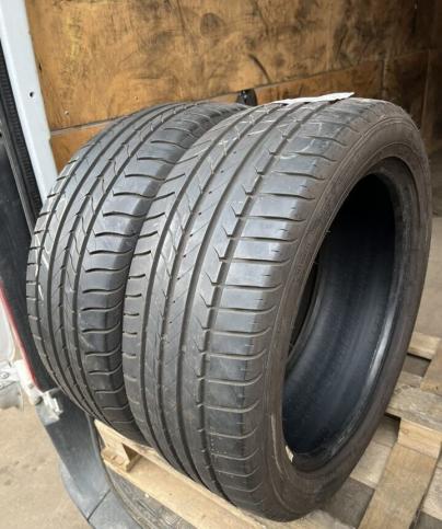 Goodyear EfficientGrip 215/50 R17