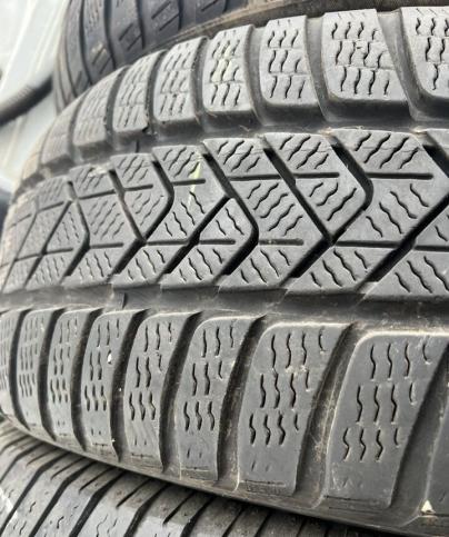 Pirelli Winter Sottozero 3 225/55 R17