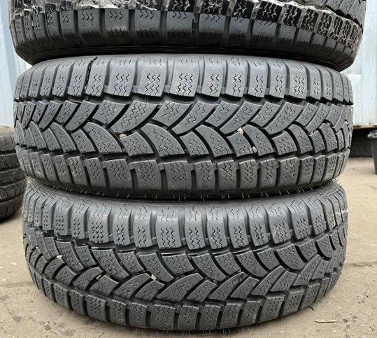 Vredestein ComTrac Winter 205/65 R16C