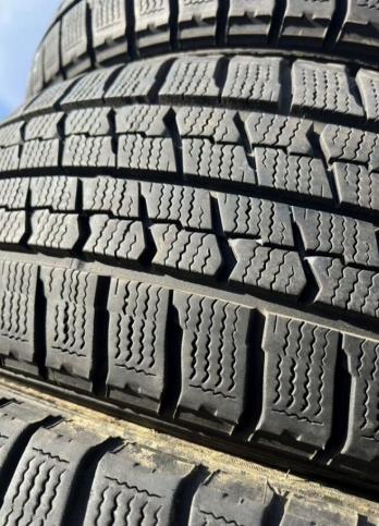 Goodyear Ice Navi Zea II 205/60 R16