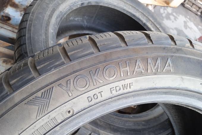 Yokohama W.Drive V902B 255/45 R18