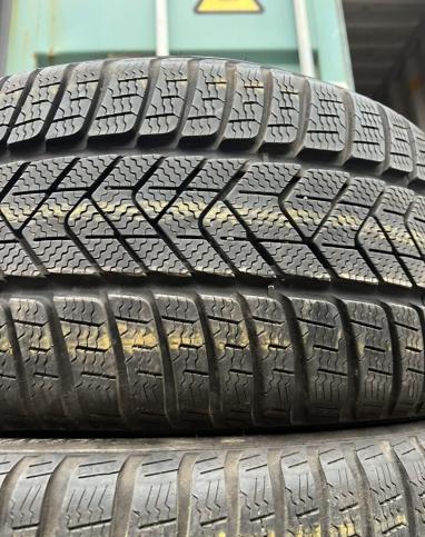 Pirelli Winter Sottozero 3 255/35 R21