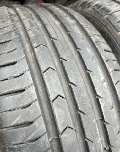 Continental ContiPremiumContact 5 215/55 R16