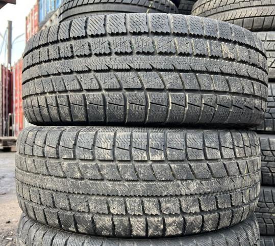 Toyo Winter Tranpath MK3 215/55 R18