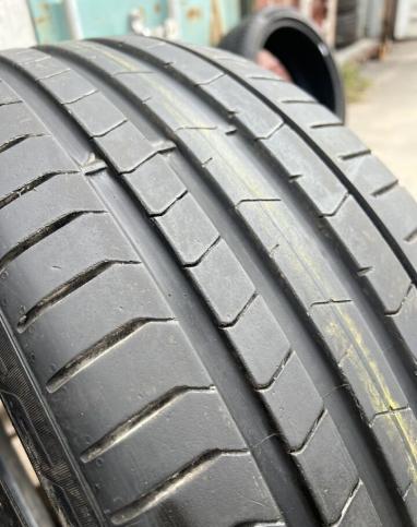 Pirelli P Zero PZ4 245/45 R19