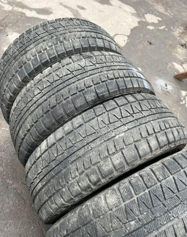 Bridgestone Blizzak Revo GZ 225/55 R17