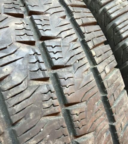 Continental VanContact 4Season 235/65 R16C