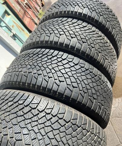 Continental IceContact XTRM 275/55 R20