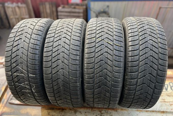 Pirelli Scorpion Winter 235/50 R18