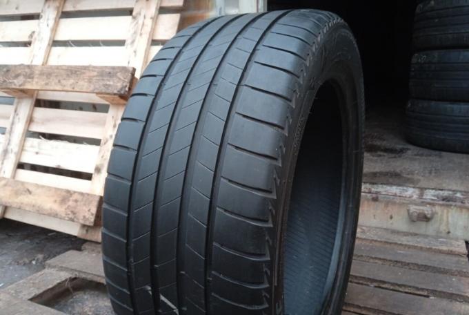 Bridgestone Turanza T005 255/45 R18