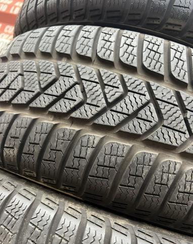 Pirelli Winter Sottozero 3 225/45 R18