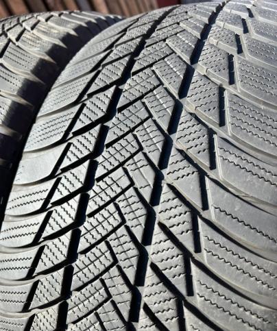 Bridgestone Blizzak LM-001 235/50 R19