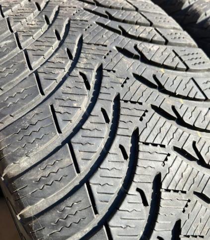 Michelin Alpin A4 205/50 R17